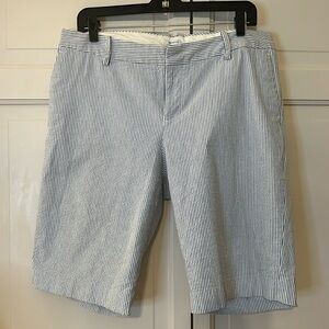 Gap Sear Sucker Shorts